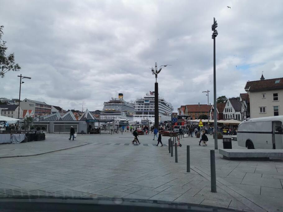Nice 1-Bedroom Apartment In Heart Of The City Stavanger Buitenkant foto