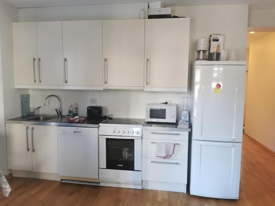 Nice 1-Bedroom Apartment In Heart Of The City Stavanger Buitenkant foto